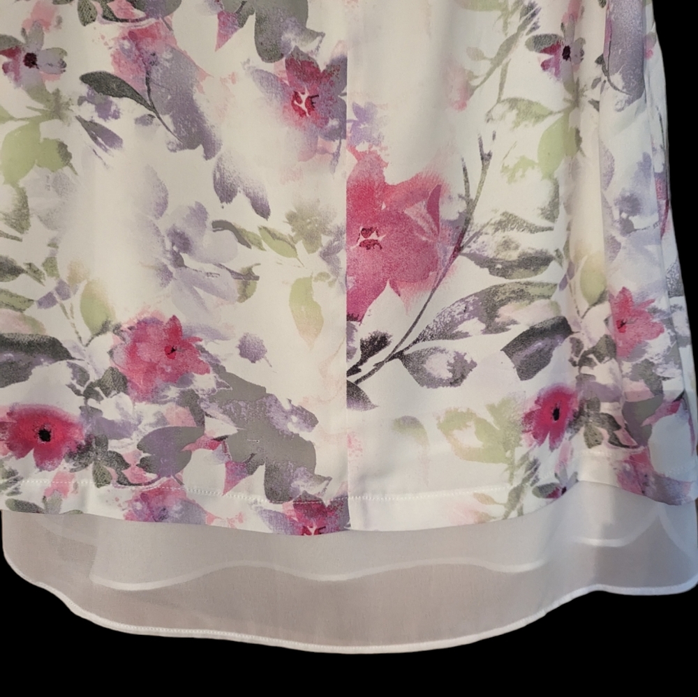 Pretty floral flowing sleeveless blouse by Rose and Olive size M - Picture 6 of 7